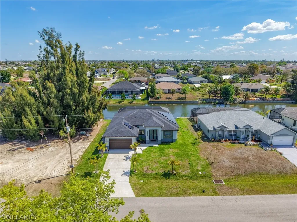 427 NW 7th Avenue Cape Coral FL 33993