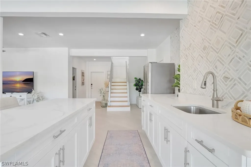 27293 Arroyal Road E Bonita Springs FL 34135