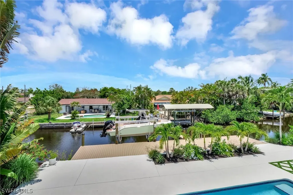 27293 Arroyal Road E Bonita Springs FL 34135