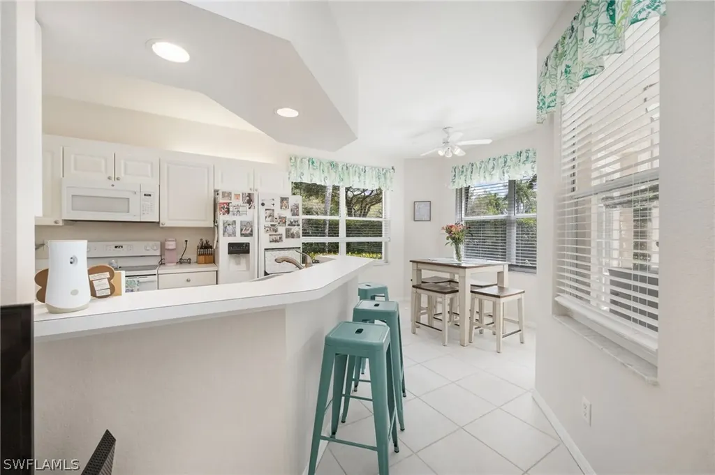 348 Dover Place Naples FL 34104