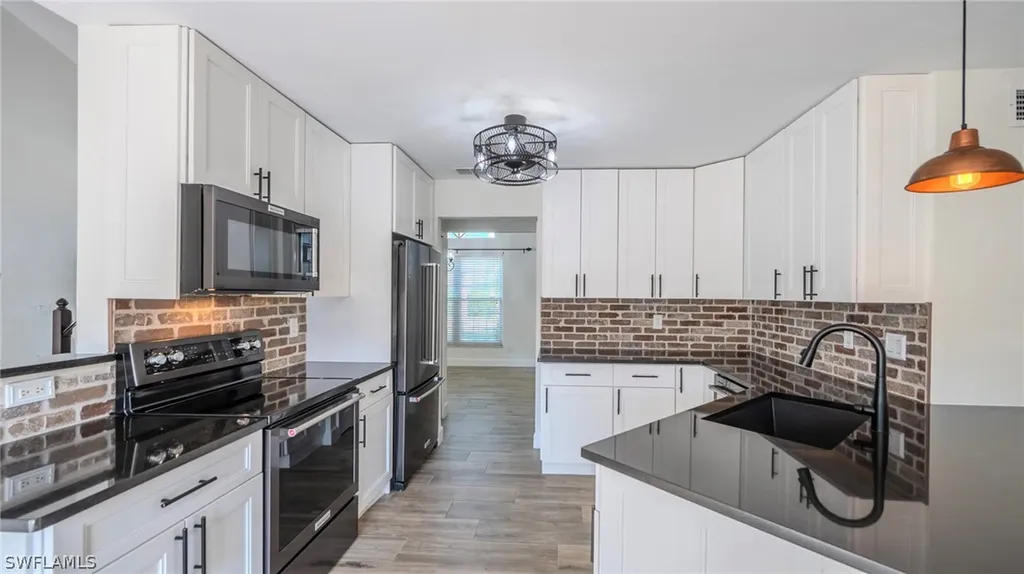 22614 Forest View Drive Estero FL 33928