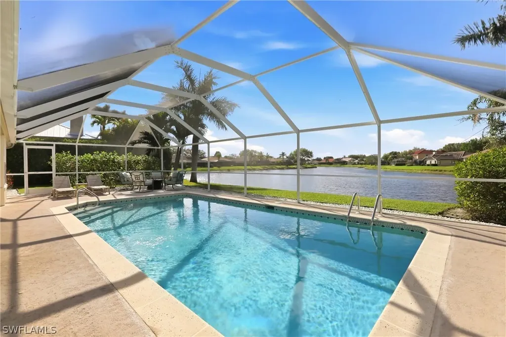 4282 Longshore Way N Naples FL 34119