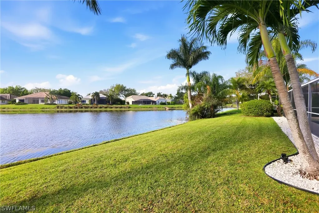 4282 Longshore Way N Naples FL 34119