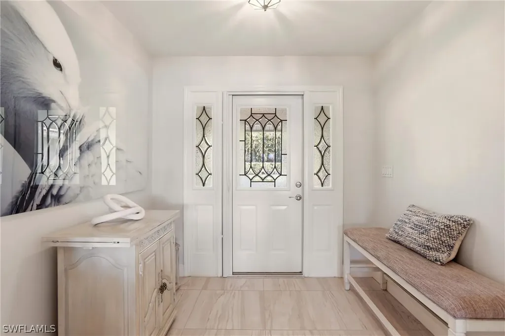 4282 Longshore Way N Naples FL 34119