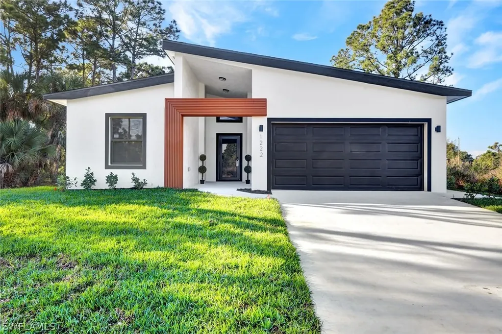 1222 Hilliard Street E Lehigh Acres FL 33974