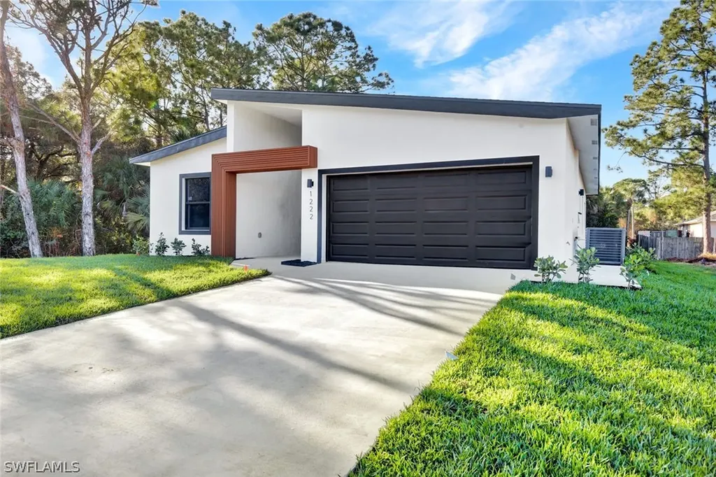 1222 Hilliard Street E Lehigh Acres FL 33974