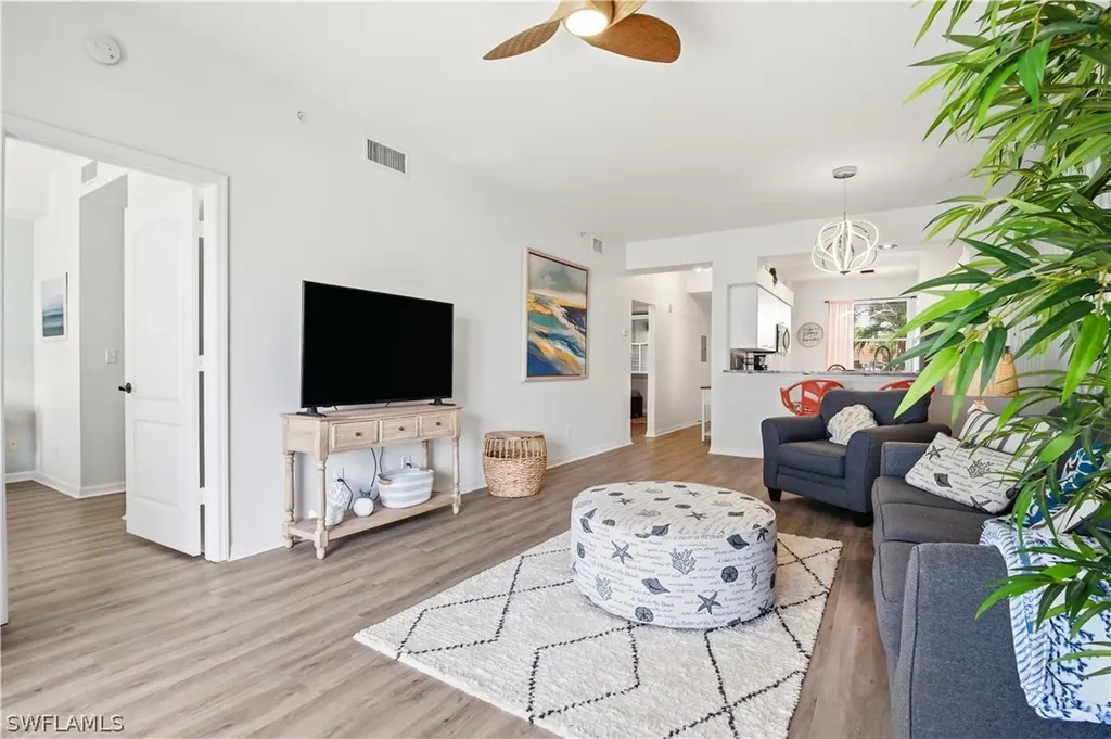 8076 Queen Palm Lane Fort Myers FL 33966