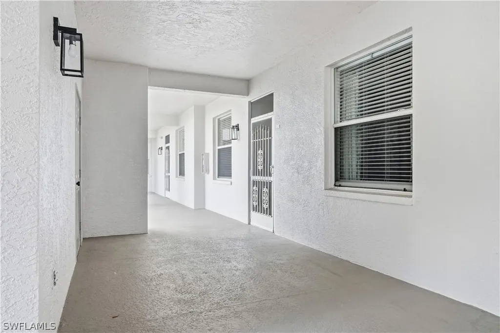 8076 Queen Palm Lane Fort Myers FL 33966