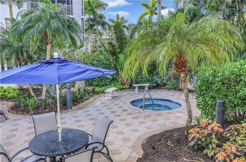 400 Flagship Drive Naples FL 34108