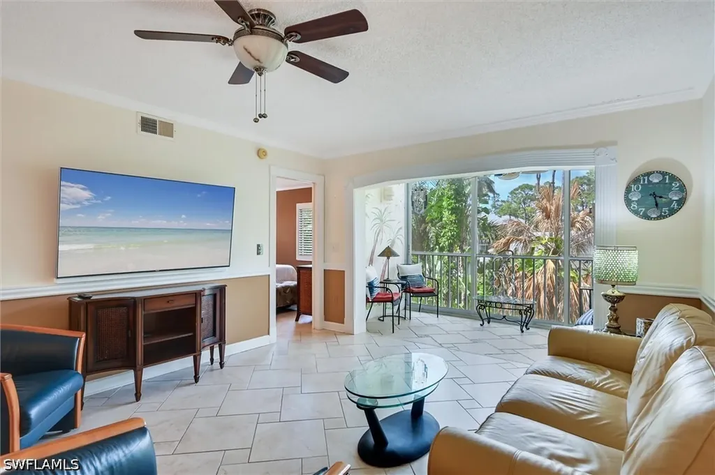3032 Sandpiper Bay Circle Naples FL 34112