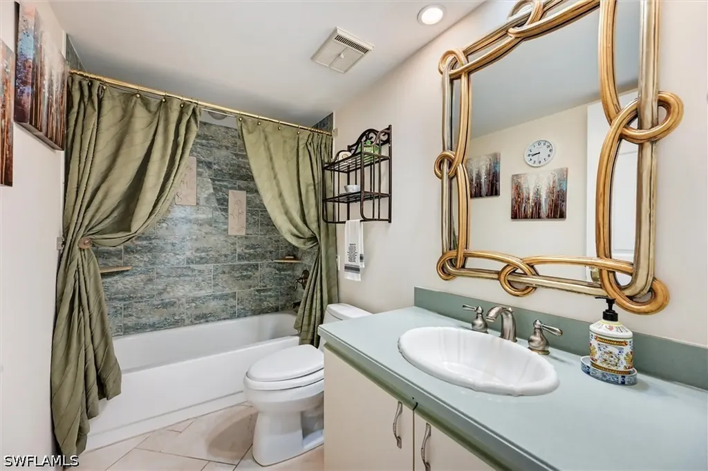 3032 Sandpiper Bay Circle Naples FL 34112