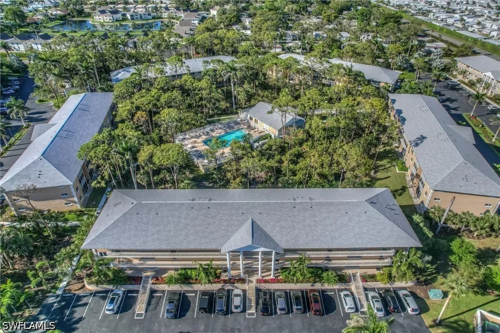 3032 Sandpiper Bay Circle Naples FL 34112