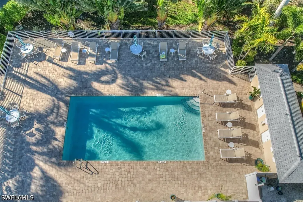 3032 Sandpiper Bay Circle Naples FL 34112