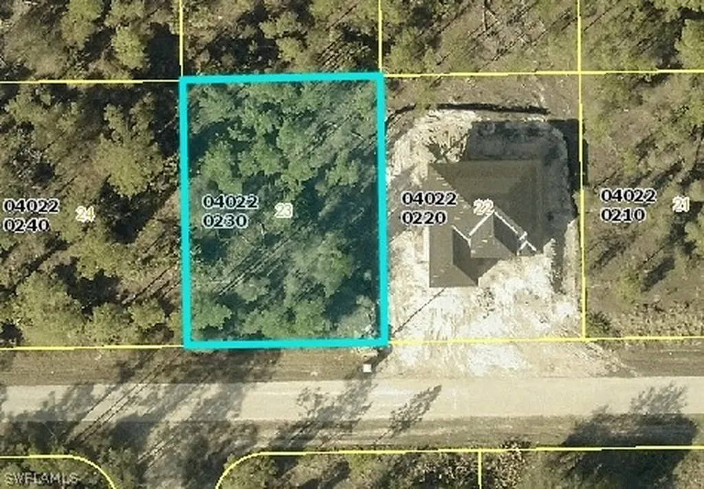 1229 Racoon Street E Lehigh Acres FL 33974
