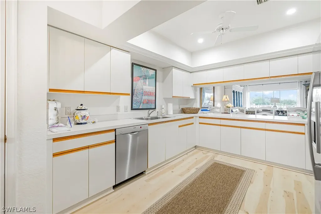 6045 Chardonnay Lane Naples FL 34119