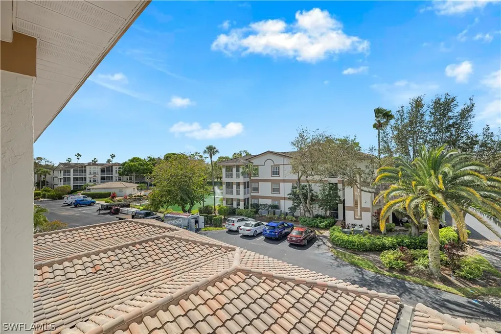6045 Chardonnay Lane Naples FL 34119