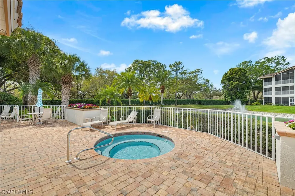 6045 Chardonnay Lane Naples FL 34119