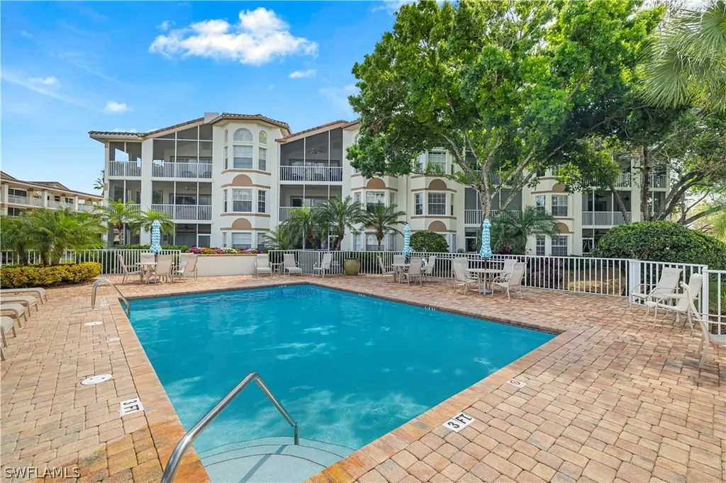 6045 Chardonnay Lane Naples FL 34119