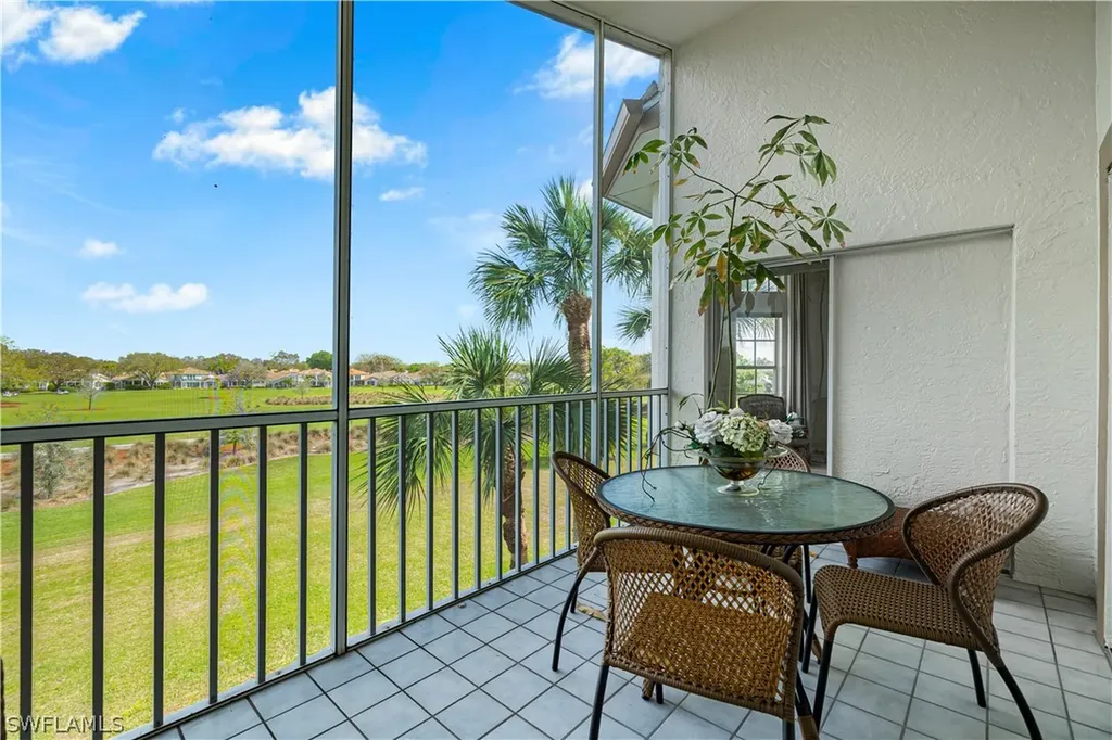 6045 Chardonnay Lane Naples FL 34119