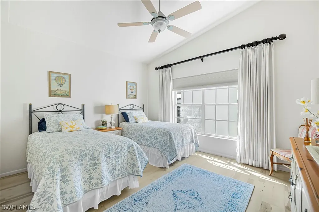 6045 Chardonnay Lane Naples FL 34119