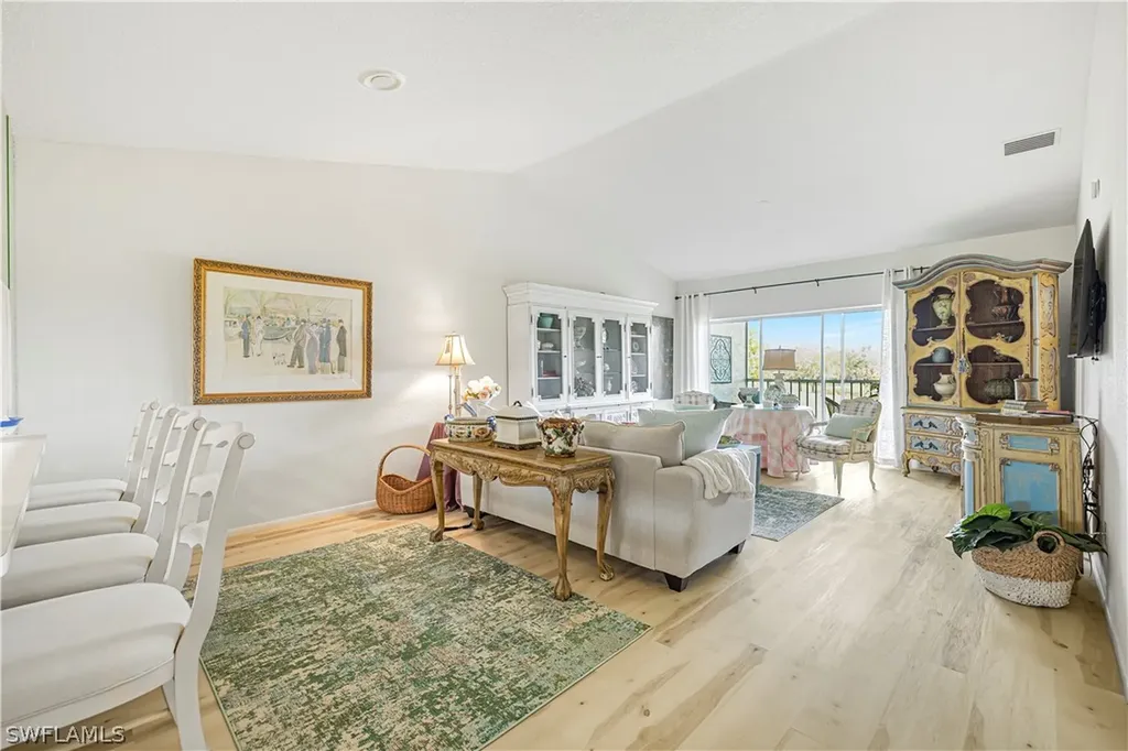 6045 Chardonnay Lane Naples FL 34119