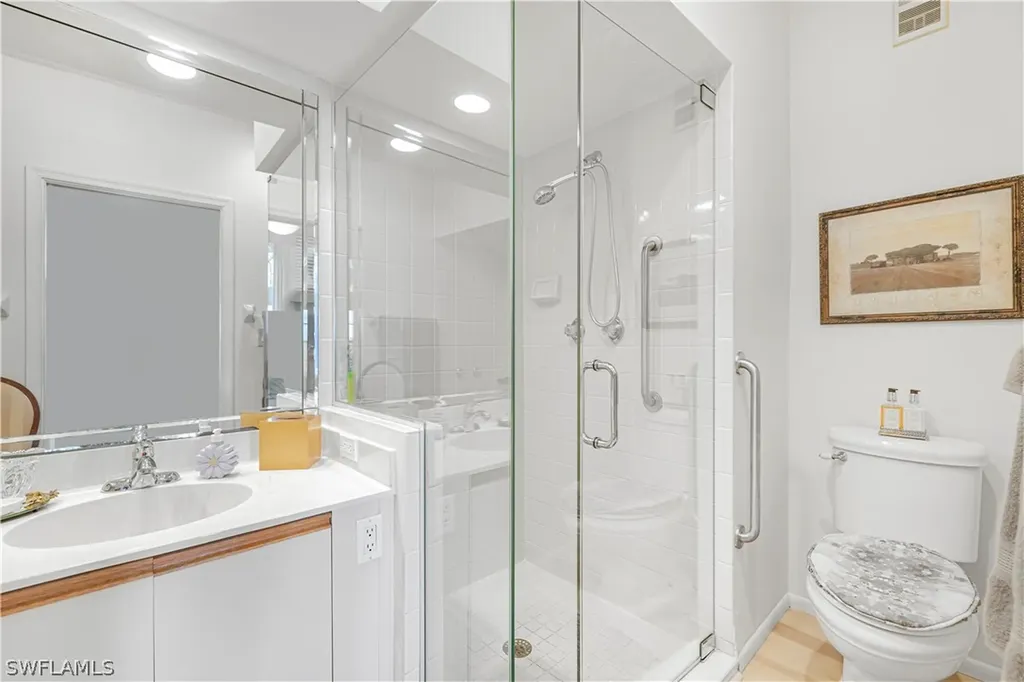 6045 Chardonnay Lane Naples FL 34119