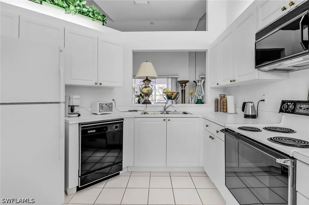 13131 Castle Harbour Drive Naples FL 34110