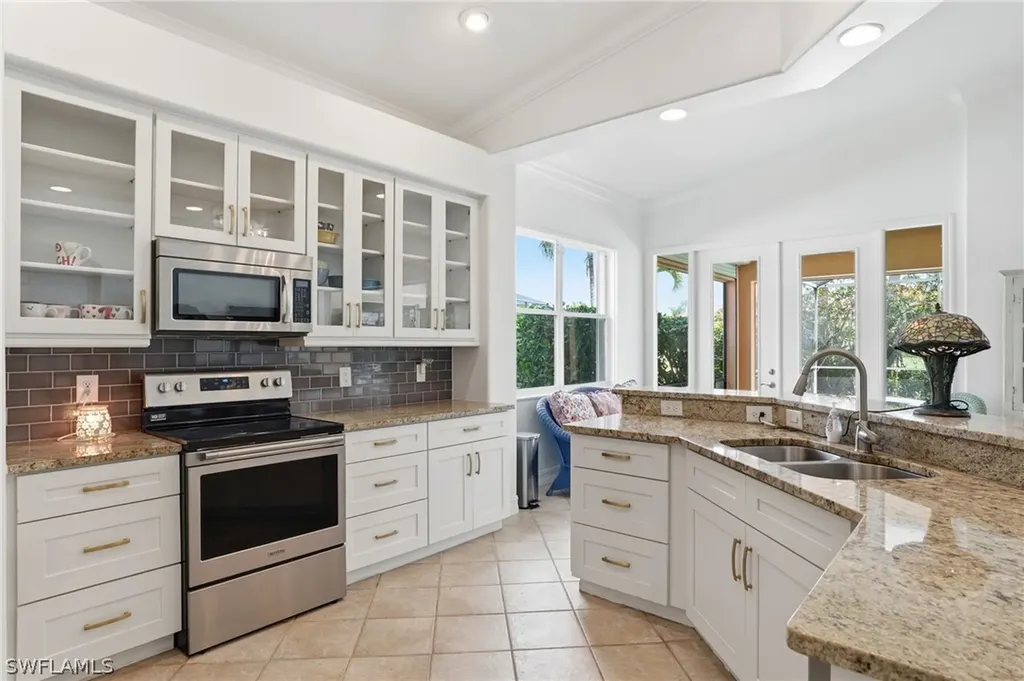 12512 Wildcat Cove Circle Estero FL 33928