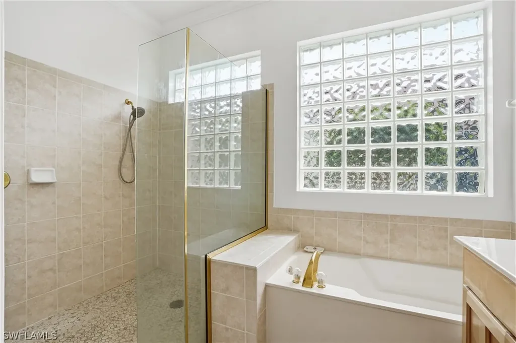 12512 Wildcat Cove Circle Estero FL 33928