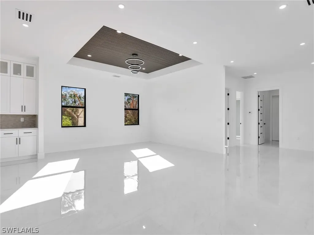 910 Golden Gate Boulevard E Naples FL 34120