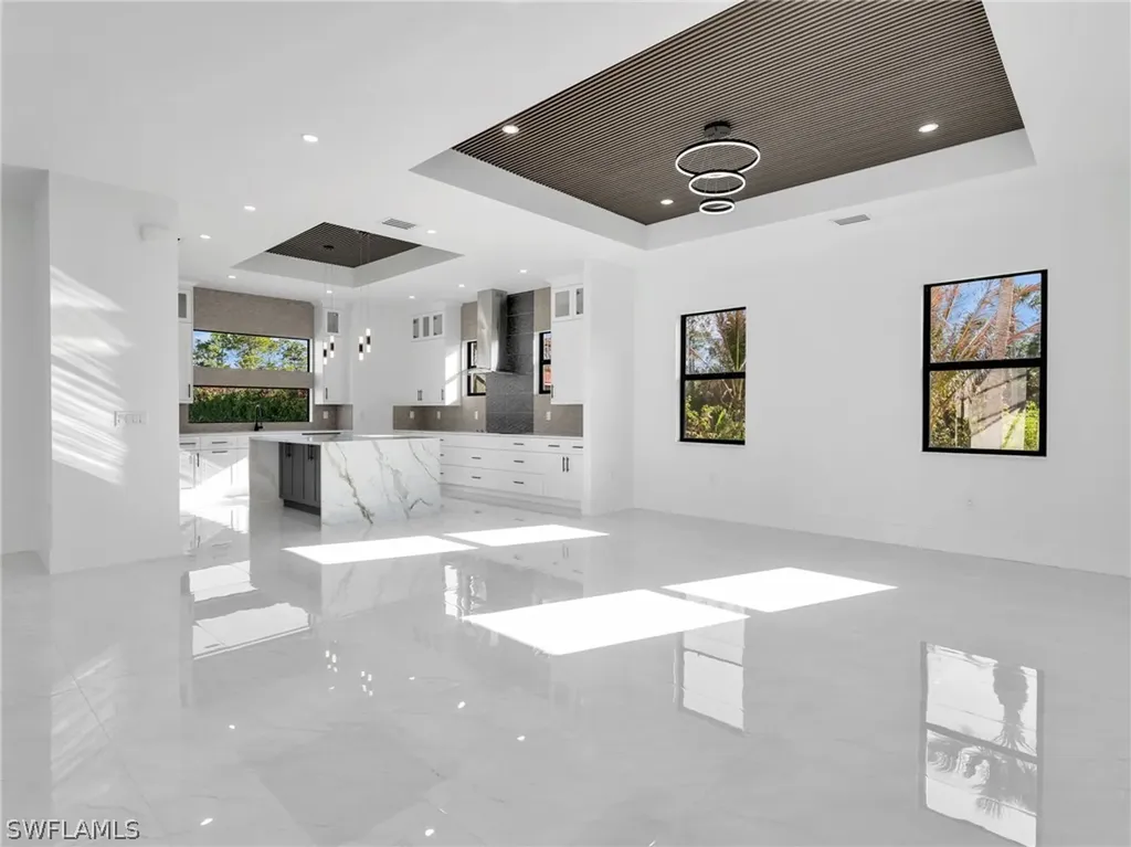 910 Golden Gate Boulevard E Naples FL 34120