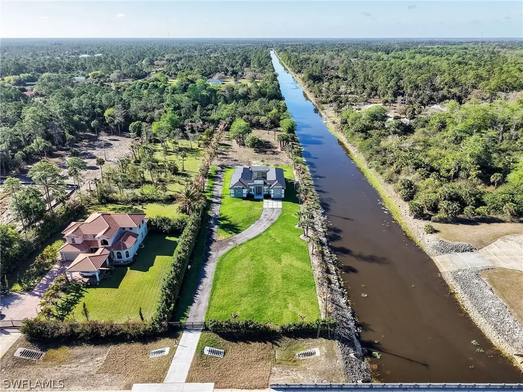 910 Golden Gate Boulevard E Naples FL 34120