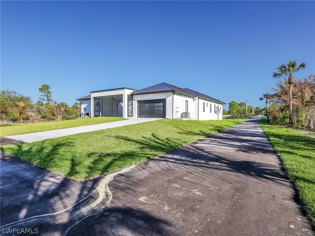 910 Golden Gate Boulevard E Naples FL 34120