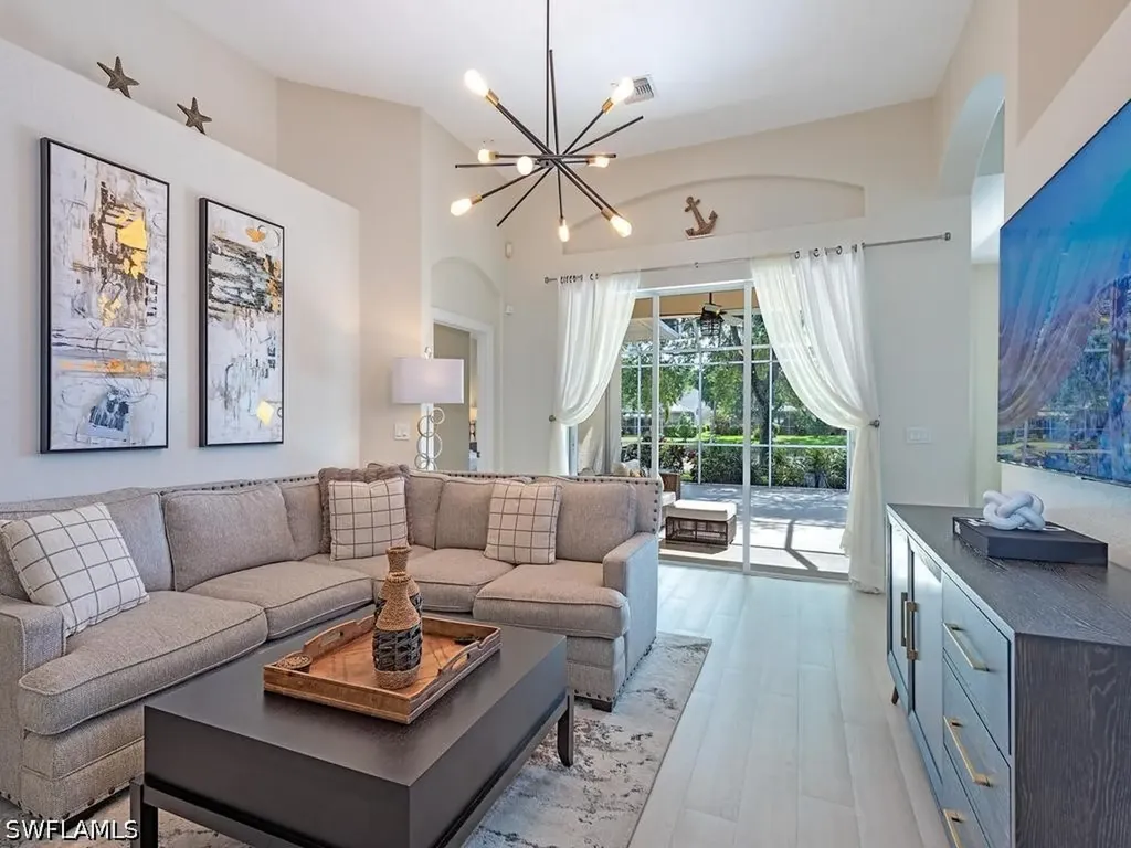 8098 Tauren Court Naples FL 34119