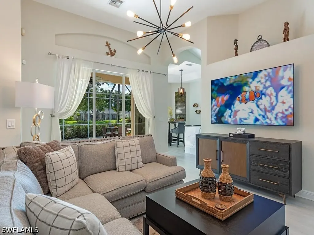 8098 Tauren Court Naples FL 34119