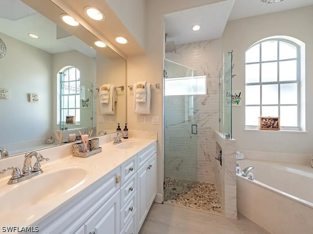 8098 Tauren Court Naples FL 34119