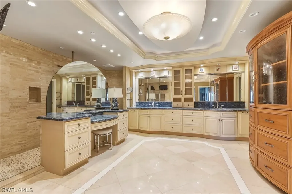 4201 Gulf Shore Boulevard N Naples FL 34103