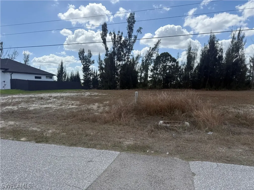 2214 NW 21st Street Cape Coral FL 33993
