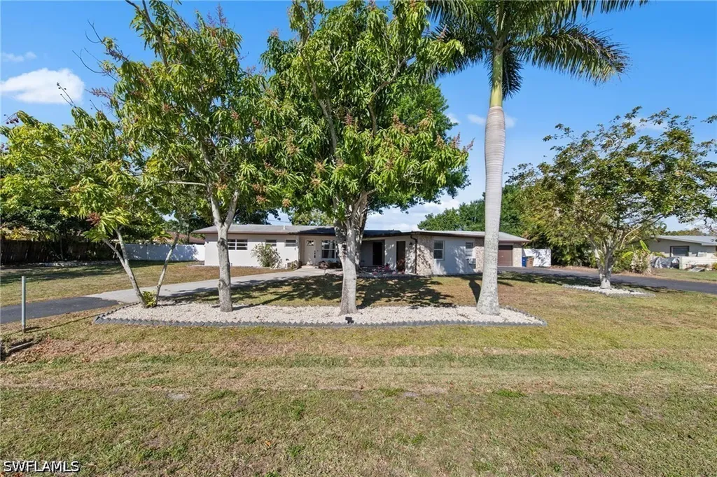 137 Vermont Avenue Fort Myers FL 33905