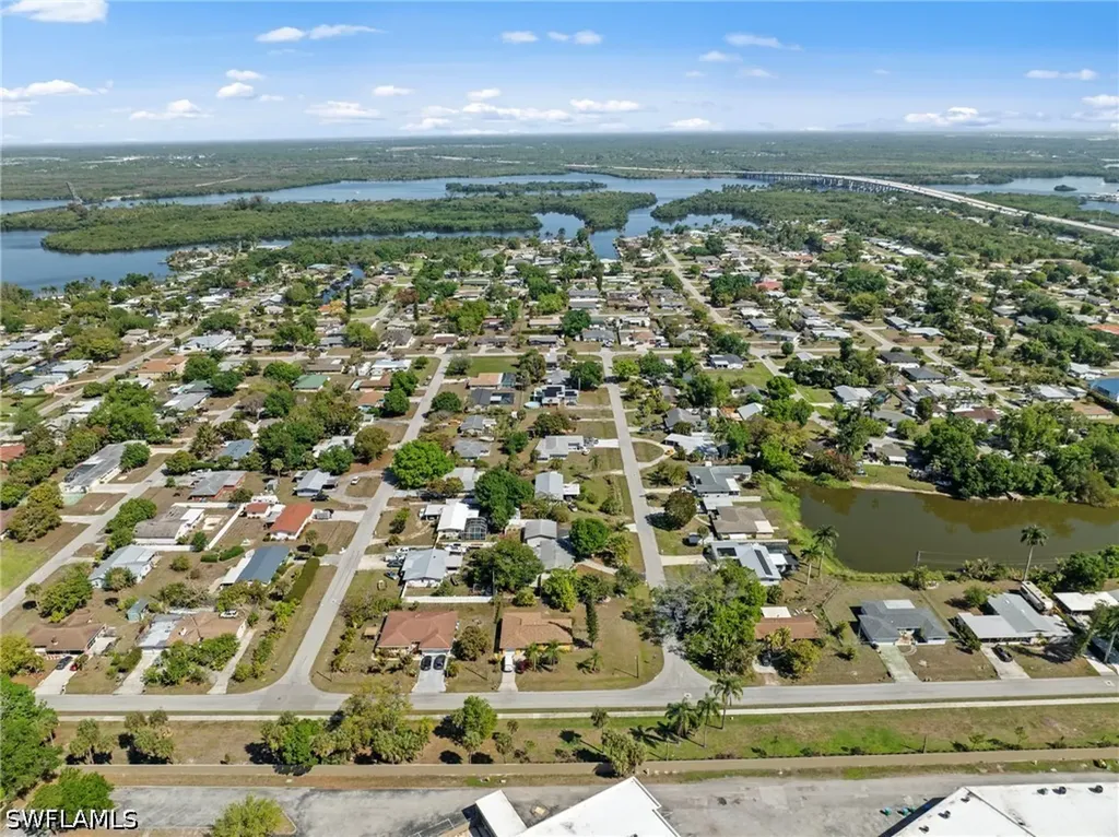 137 Vermont Avenue Fort Myers FL 33905