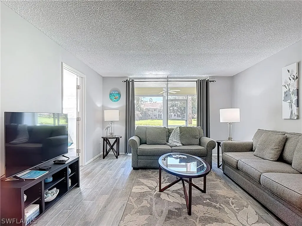 200 Turtle Lake Court Naples FL 34105
