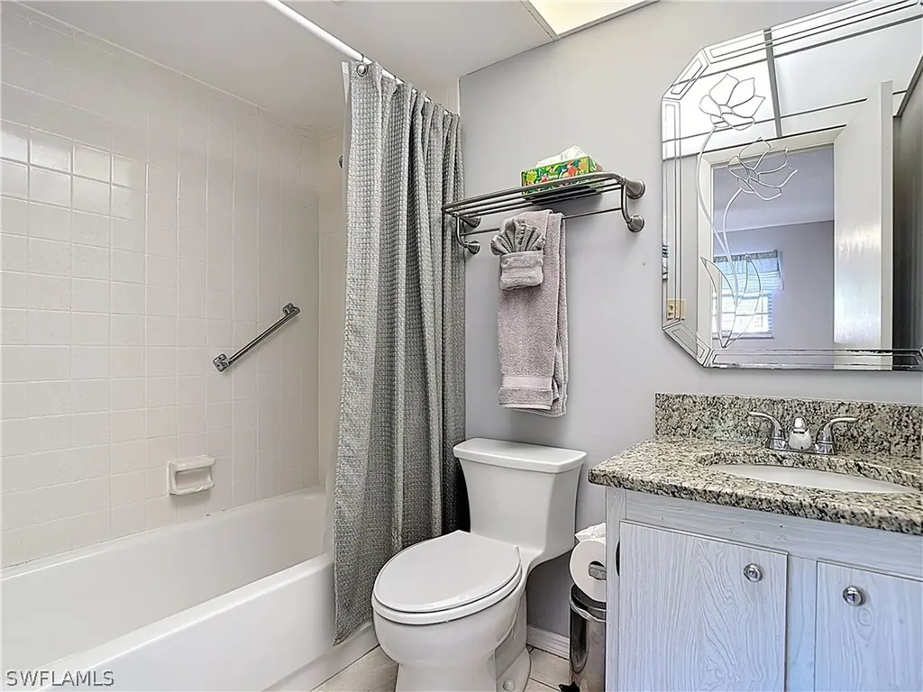 200 Turtle Lake Court Naples FL 34105