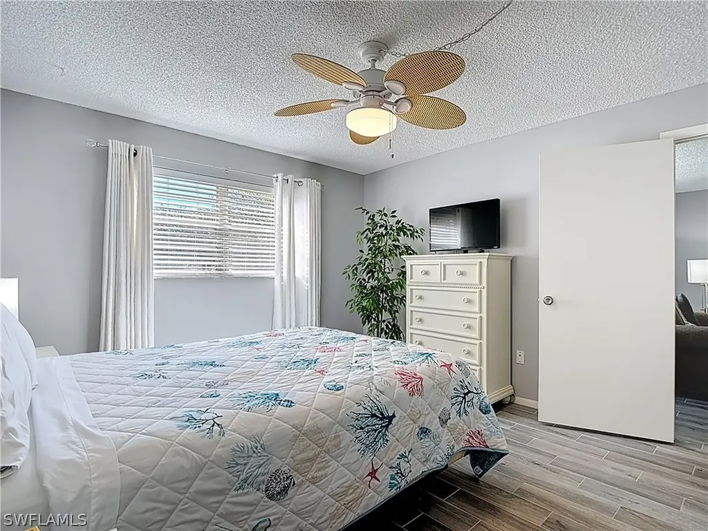 200 Turtle Lake Court Naples FL 34105