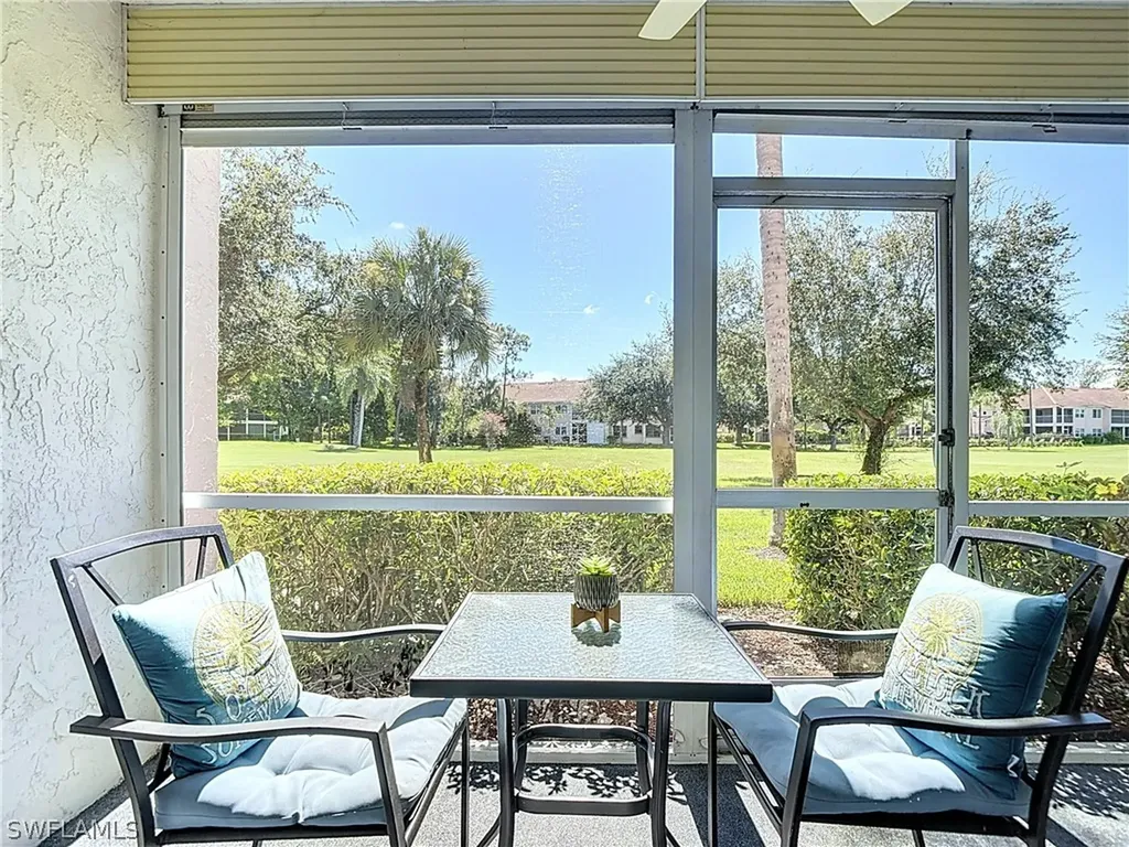 200 Turtle Lake Court Naples FL 34105