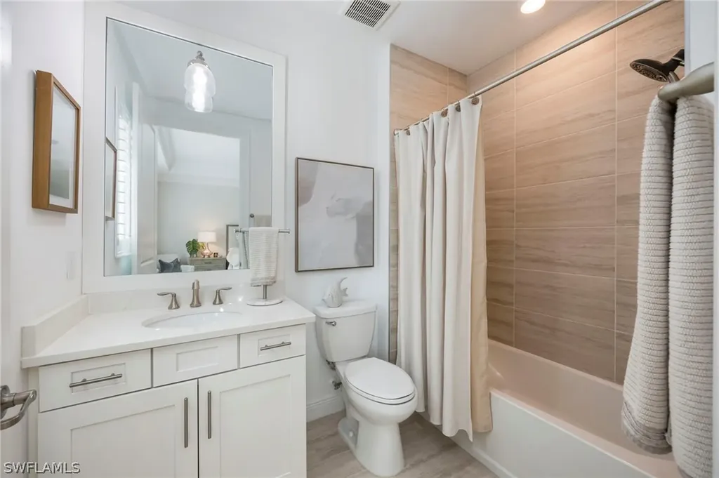 16351 Viansa Way Naples FL 34110