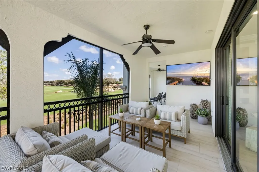 16351 Viansa Way Naples FL 34110