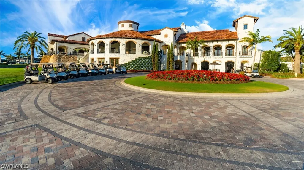 16351 Viansa Way Naples FL 34110