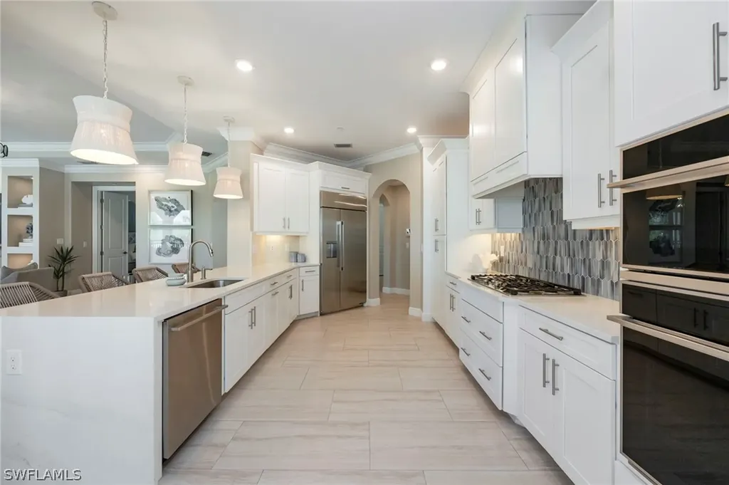 16351 Viansa Way Naples FL 34110