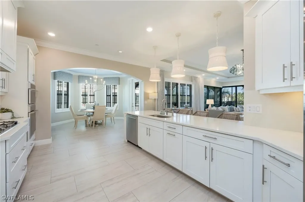 16351 Viansa Way Naples FL 34110
