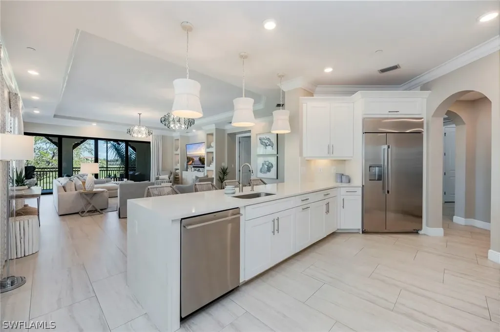 16351 Viansa Way Naples FL 34110